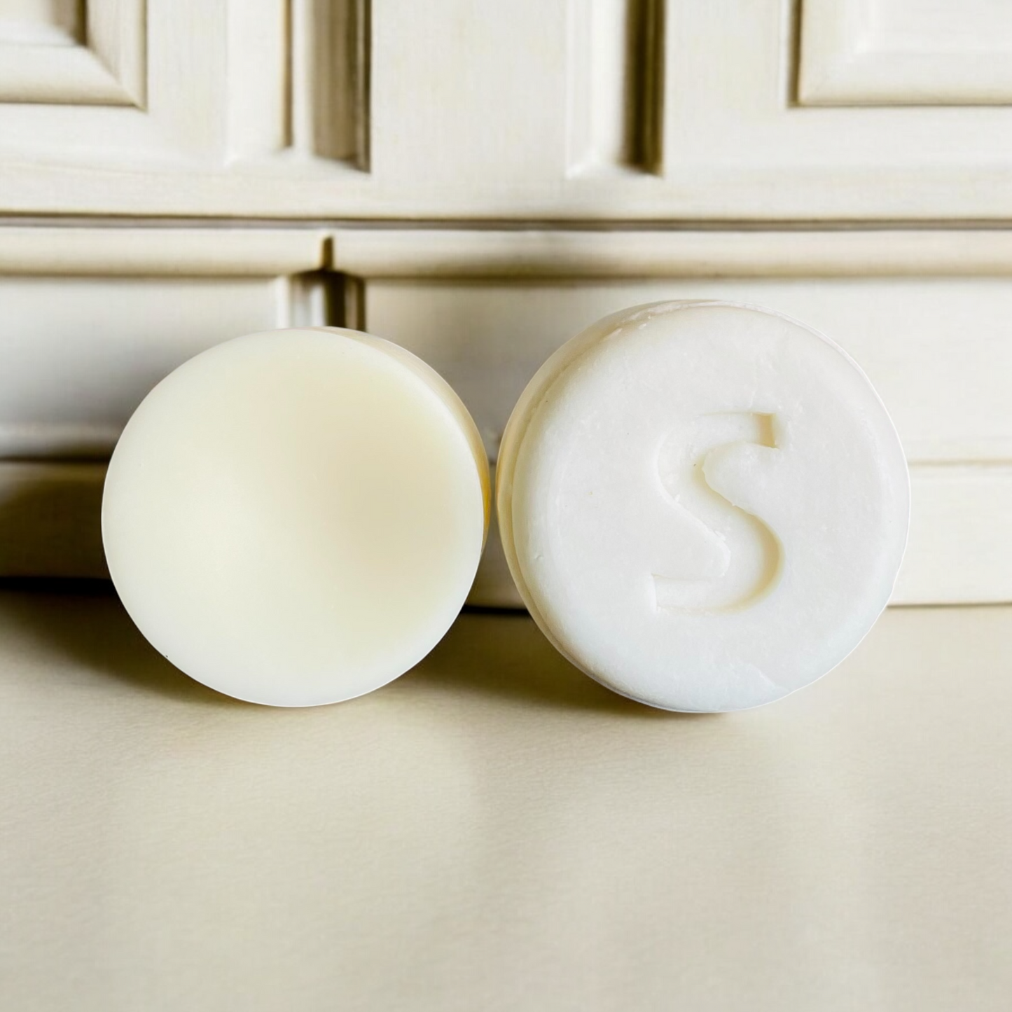 NUTRIENT FOCUS Solid Conditioner Bar - 5 Scents + Travel Tin